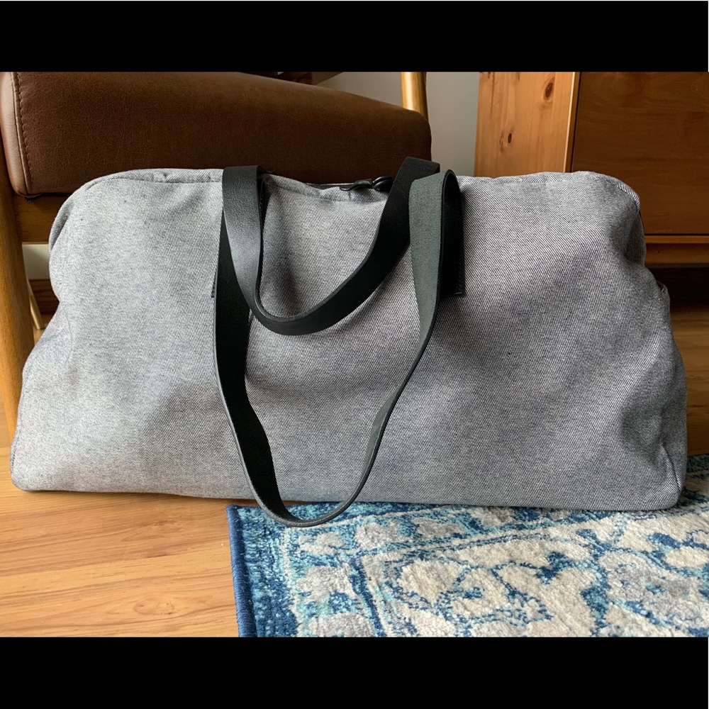Everlane Twill Weekender